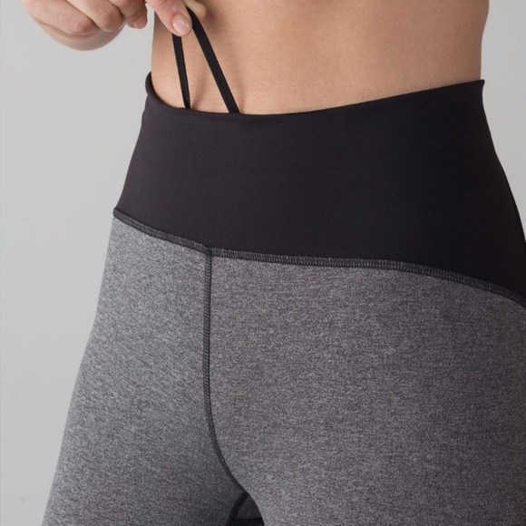 Lululemon Train Times 7/8 Pant *25" Heathered Black / Black size 6 leggings - Picture 4 of 10